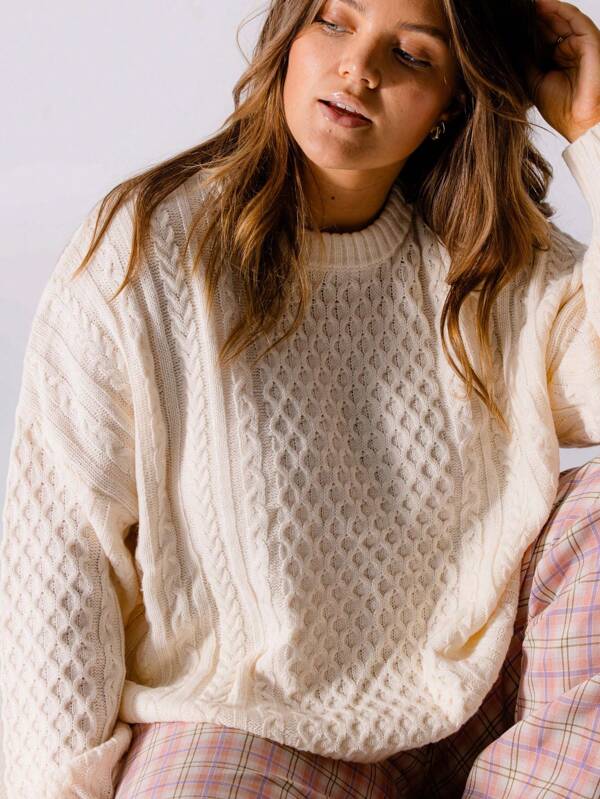Aralina Curve Cozy Knitted Ivory Cable Crewneck Plus Size Sweater