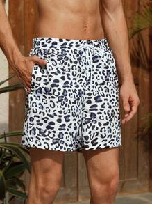 Manfinity VDAYZ Boyfriend Men's Leopard Print Drawstring Waist Loose Beach Shorts - Black and White - View 6