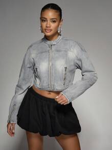 MISSGUIDED Streetwear Moto Racing Inspired Cropped Denim Trucker Jacket With Zip Details High Fashion Statement Piece Fall Winter Collection - Light Grey - View 5