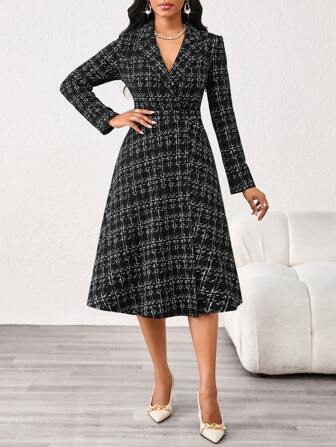 SHEIN Lady 衬衫领长袖几何印花连衣裙拉链设计修身女式连衣裙