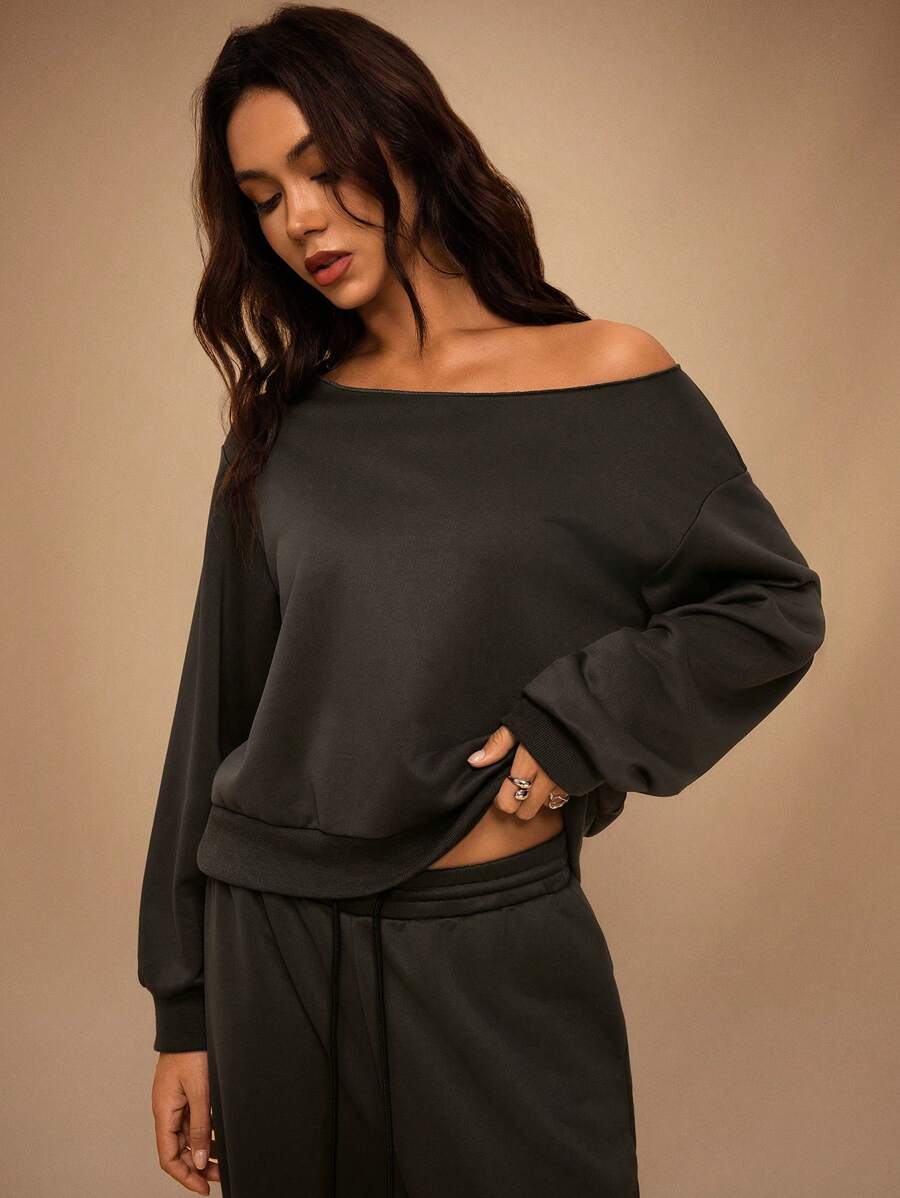 Forever 21 Sudadera casual de mujer con cuello asimétrico de unicolor, para otoño - Negro - Ver 1