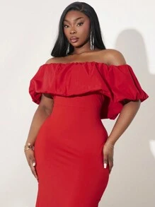 SHEIN SXY Vestido maxi con hombros descubiertos y ajustado para mujer talla grande, nuevo para primavera y verano, con tema de San Valentín en rojo, ideal para bailes, citas, cumpleaños, despedidas de soltera. Es lindo, casual, para ir de compras, salir, y fácil de combinar. Resalta la figura y la estiliza.