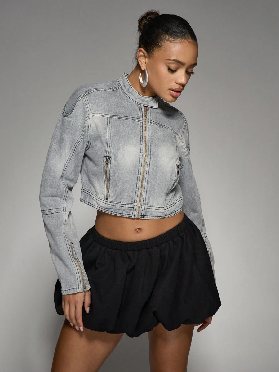 MISSGUIDED Streetwear Moto Racing Inspired Cropped Denim Trucker Jacket With Zip Details High Fashion Statement Piece Fall Winter Collection - Light Grey - View 1