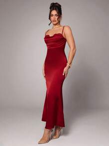 Silquee Women's Simple Elegant Party Solid Color High Quality Satin Spaghetti Strap Maxi Dress With Contrasting Lace, Suitable For Cocktail Parties, Romantic Dates, Formal Parties, Weddings, Bridesmaid Dresses, Evening Dresses, Daily Commute, Valentine's Day, Valentine's Day, Valentine's Day Dress , Girls Valentines Outfit, Burgundy Red Dress