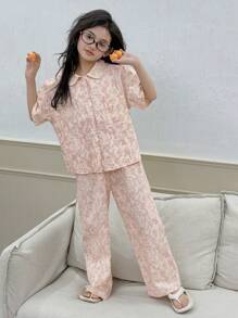 Dazy Kids Set 2 buc. pijama pentru fete, mărime mare, cu guler Peter Pan, bluză țesută cu mânecă scurtă + pantaloni țesuți cu imprimeu, primăvară/vară