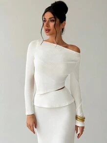 SHEIN Privé Set da 2 pezzi per San Valentino, composto da top a maniche lunghe con colletto asimmetrico e gonna lunga aderente, elegante - Bianco - Visualizzare 7