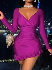 VaVaBold Women's Sweetheart Neckline Bodycon Dress With Pleated Design