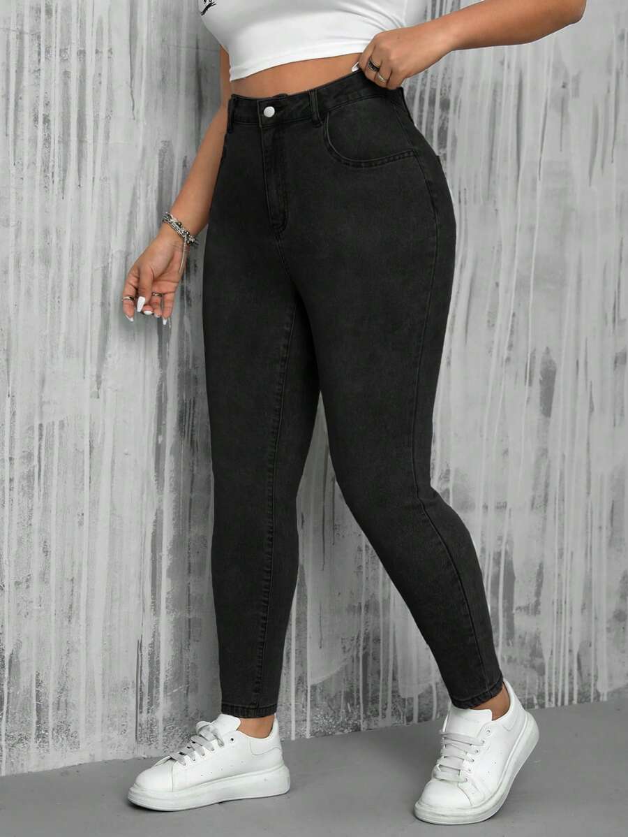 SHEIN EZwear 大码休闲纯色牛仔裤，简约时尚，适合日常穿着 - 黑色 - 查看 1