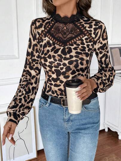 SHEIN Frenchy Women's Elegant T-Shirt With Contrast Lace & Leopard Print Lantern Sleeve,Spring/Summer, Suitable For Daily Wear, Tight-Fitting Long Sleeves, Lace Panels, Leopard Print Top Winter Cheetah Black Casual