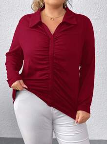 SHEIN CURVE+ Koszulka damska z plisowanym kołnierzykiem i dopasowanym T-shirtem w dużym rozmiarze