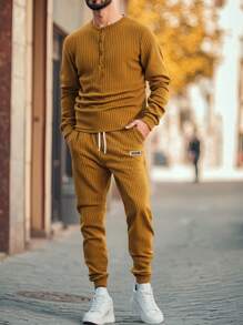 Manfinity Homme Men's Mature Street Style Textured T-Shirt Set - Brown - View 1