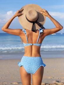 Women's Beach Outfit, Textured Fabric Soft Cup Underwire Swimwear With Cute Ruffle Trim And Adjustable Straps For Summer Beach Vacation - Blue and White - View 2