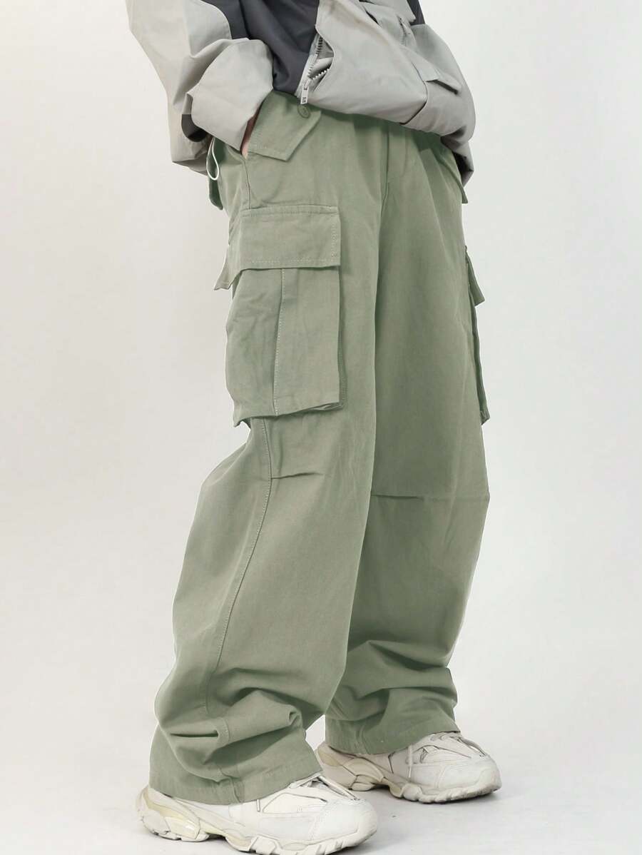 Chillumni Loose Fit Men's Cargo Pants With Flap Pocket On Side - Green - View 1