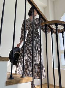 DAZY Damen V-Ausschnitt All-Over Blumenprint lässige Taille 3/4 Ärmel Wadenlänge Urlaubsstrand Kleid, Frühling/Sommer