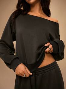 Forever 21 Sudadera casual de mujer con cuello asimétrico de unicolor, para otoño - Negro - Ver 4