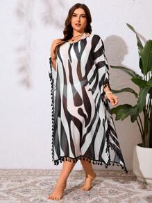 Swim Lushoire Vestido tipo túnica de playa con cuello en V, estilo suelto y fluido, con estampado tie-dye y flecos, talla grande / Vestido túnica de talla grande para cubrir traje de baño en verano - Blanco y Negro - Ver 3