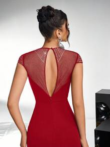 Glamrae Elegant Red Mesh Sheer Rhinestone Patchwork V-Neck Padded Waist Slimming Backless Sheer Hollow Out Fishtail Floor Length Gown, Suitable For Dating, Single, Vacation, Prom, Wedding Party, Wedding Guest Dress, Formal Dress, Evening Dress