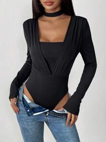 Chiquease 女士优雅紧身衣，时尚办公服装，纯色紧身衣，露背领，喇叭袖，性感别致的设计 - 黑色 - 查看 3