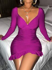 VaVaBold Women's Sweetheart Neckline Bodycon Dress With Pleated Design