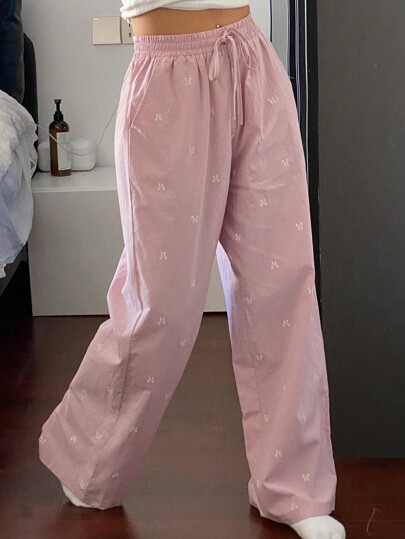 Livesso بنطلون بيجامة فضفاض مطبوع بنمط الفيونكة، خريف وشتاء