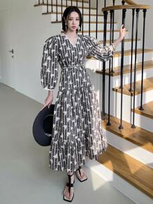 DAZY Damen V-Ausschnitt All-Over Blumenprint lässige Taille 3/4 Ärmel Wadenlänge Urlaubsstrand Kleid, Frühling/Sommer