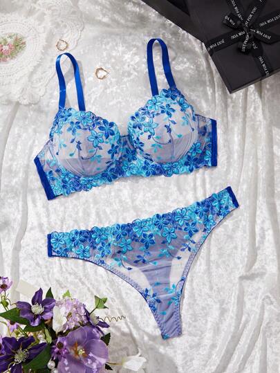 SHEIN Esselle Set de 2 piezas de lencería rosa talla grande para mujer, con efecto levantador