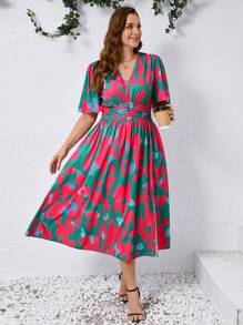 SHEIN Clasi Plus Size Summer V-Neck Short Sleeve Split Minimalist Casual Dress, Western Wear, Festival Boho Bohemia