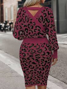 SHEIN Clasi 新品秋冬性感紧身豹纹 V 领时尚设计女式毛衣连衣裙