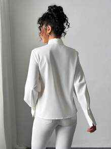 Rafferiza 女士长袖纯色单排扣蝴蝶结优雅衬衫 - 白色 - 查看 2