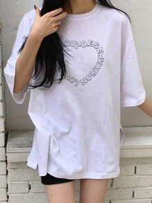 DAZY Camiseta blanca de cuello redondo y ajuste holgado con estampado de corazón, adecuada para primavera y verano