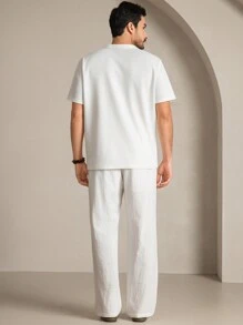 Manfinity VCAY 2pcs/Set Men's Knitted Fashion Everyday Casual Loose Short Sleeve Polo Shirt And Elastic Waist Straight Leg Pants Set