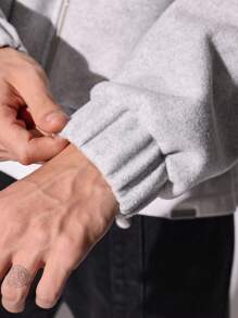 SUMWON Essential Crop Fit Zip-Up Hoodie Streetwear Athleisure Sweatshirt Modern Urban Fashion Activewear Workout Casual Outerwear Classic Winter Warm