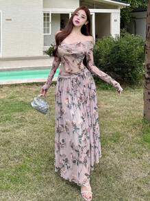 DAZY Set de 2 piezas: Blusa de hombros descubiertos con fruncido de malla floral y falda - Mujer, Volantes, Ropa de mujer de otoño