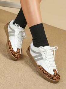 CUCCOO EASI Women's Vintage German Shepherd Style Casual Sneakers Tainers - White - View 3