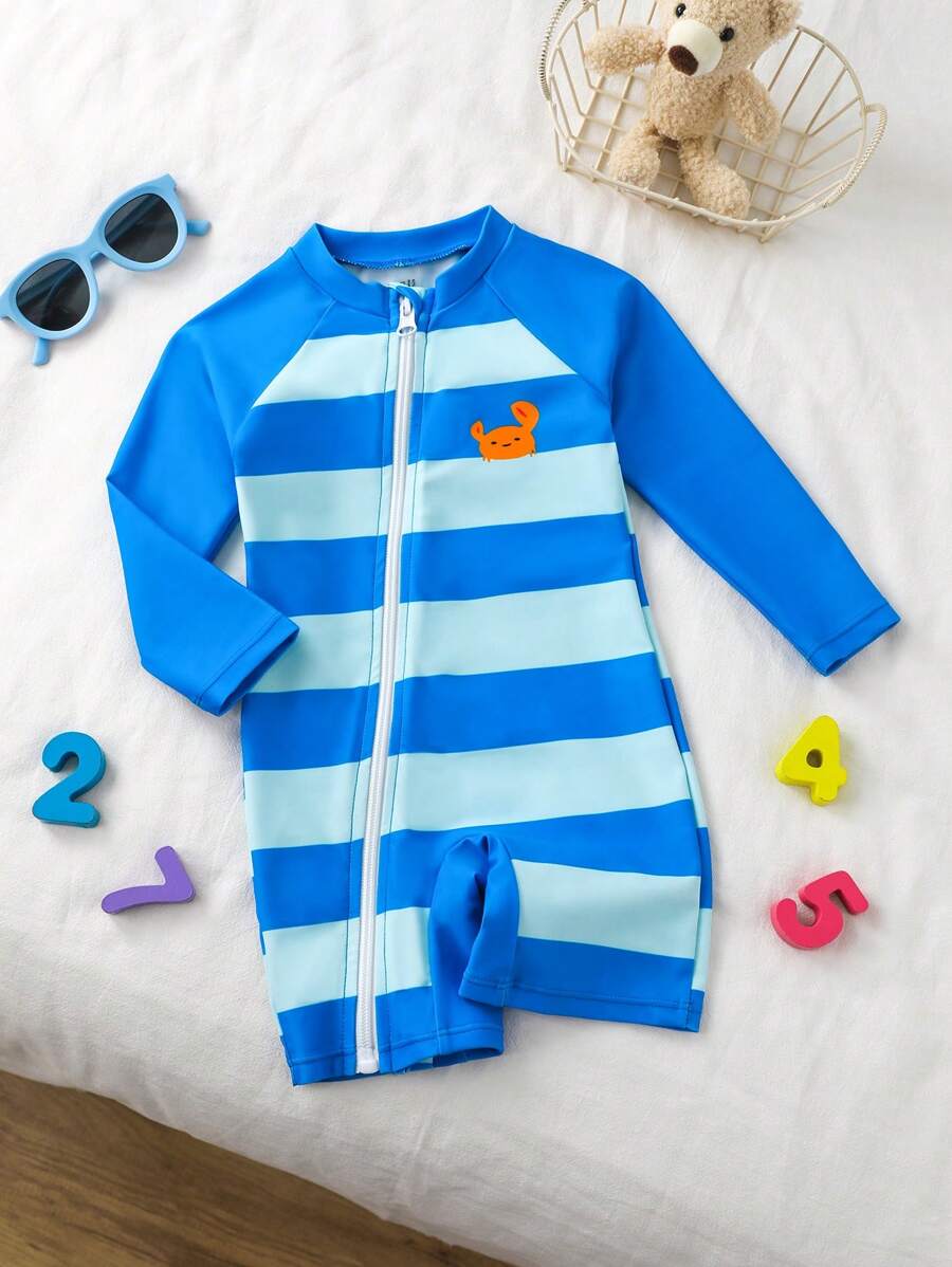 SHEIN Conjunto informal de bebé niño con estampado de cangrejo a rayas en la manga raglán y short rash guard - Multicolor - Ver 1