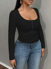 Slaydiva 2024 New Women's Ribbed U-Neck Long Sleeve T-Shirt With Button Front, Side Pleats, Fitted, White