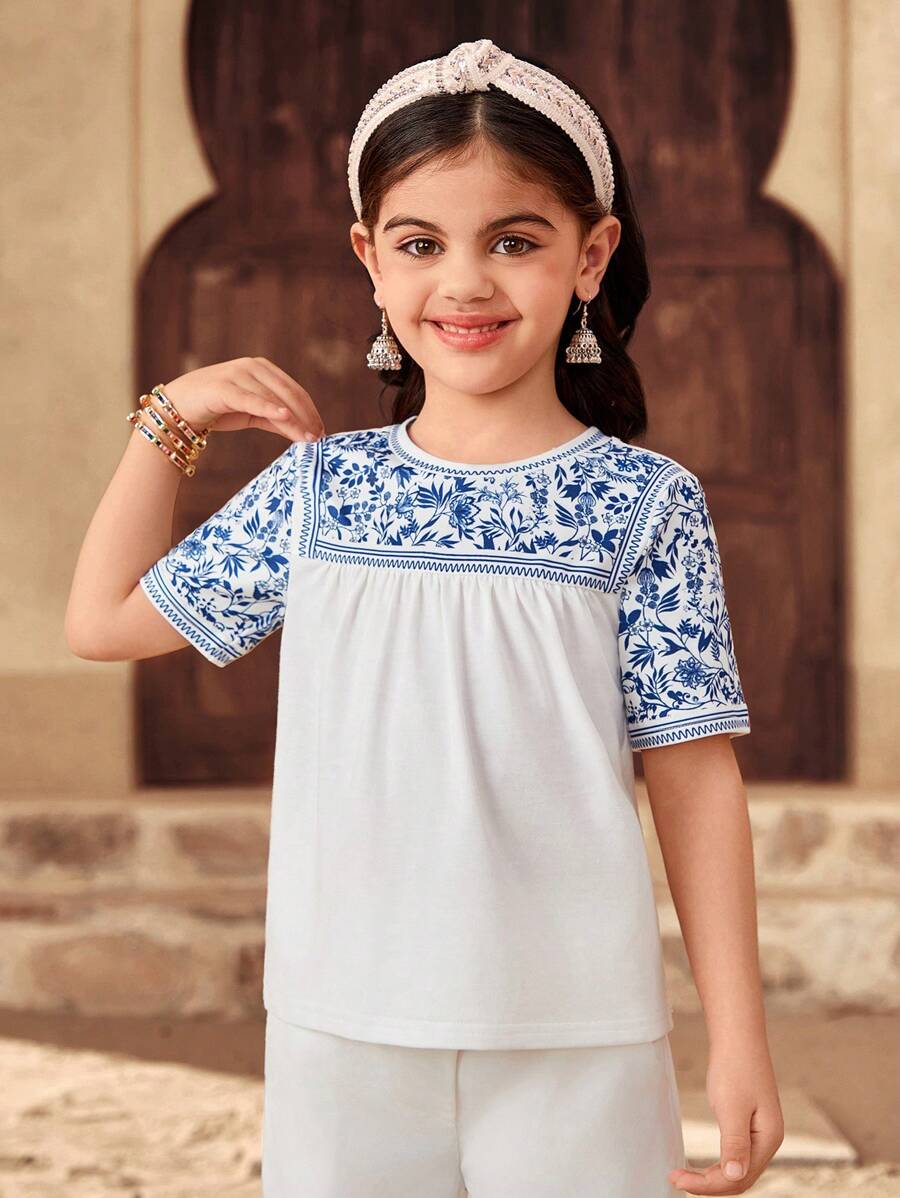 SHEIN Young Girl Casual Matching Mother-Daughter Floral Print Tee,Suitable For Spring And Summer, Perfect For Vacations - White - View 1