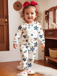 SHEIN Graffiti Stars, Heart & Print Young Girl Casual Minimalist Soft Comfortable Long Sleeve & Long Pants Pajamas Set, Snug Fit, Suitable For Autumn/Winter