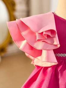 SHEIN Babygirl Elegant & Cute Pink Ruffle Strap Dress