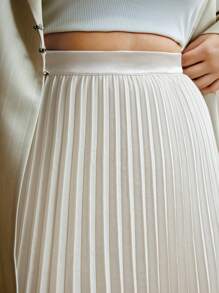 Anewsta Plus Size Women's Solid Color Pleated Maxi Skirt