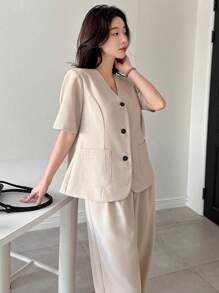 DAZY 女士休闲短袖上衣和裤子套装，简约时尚，适合日常商务穿着 - 卡其色 - 查看 5