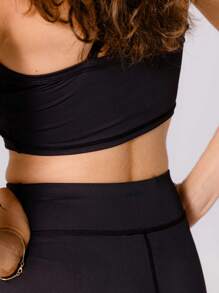 Aralina Leisurewear 黑色无缝细肩带上衣和高腰短裤套装 - 黑色 - 查看 3