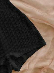 SHEIN PETITE CURVE Plus Size Minimalist Casual Camisole Jumpsuit, Fashionable Solid Color Romper For Summer Valentine's Day Outfit