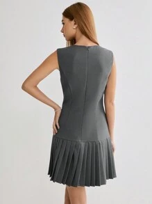 SHEIN X JIMENA & MATEO Enchnt Winter/lente romantische dames grijze strik ronde hals mouwloze geplooide zoom korte jurk, lief voor Valentijnsdag & kerstfeest & nieuwjaar & verjaardag & vakantie outfit & lief date night & dagelijks woon-werkverkeer, jurk