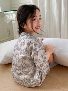 DAZY Young Girl Round Neck Short Sleeve Allover Print Simple T-Shirt And Shorts Pajamas Set,Girls Summer Outfits