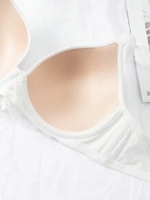 舒适对比色蕾丝聚拢钢圈轻盈罩杯简约文胸