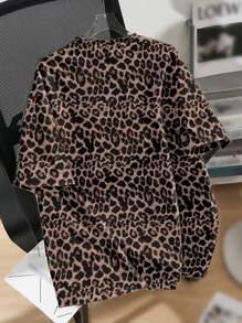 SHEIN EZwear Plus Size Casual Minimalist Round Neck Short Sleeve T-Shirt, Suitable For Summer Suitable For Going Out Leopard Print