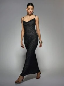 MISSGUIDED Vestido de noche largo y ceñido con tirantes finos, vestido formal con ajuste ceñido para ocasiones especiales, bodas y fiestas, hecho de tela metálica con brillo