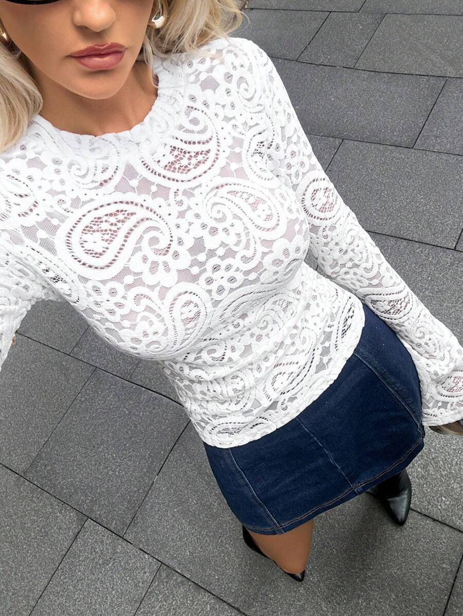 Forever 21 女士优雅纯色提花蕾丝喇叭袖 T 恤 - 白色 - 查看 1