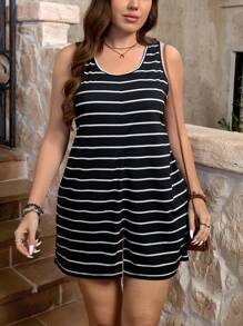 SHEIN LUNE 大码女式黑白条纹图案无袖圆领休闲日常连体裤带侧袋，夏季 - 黑與白 - 查看 6